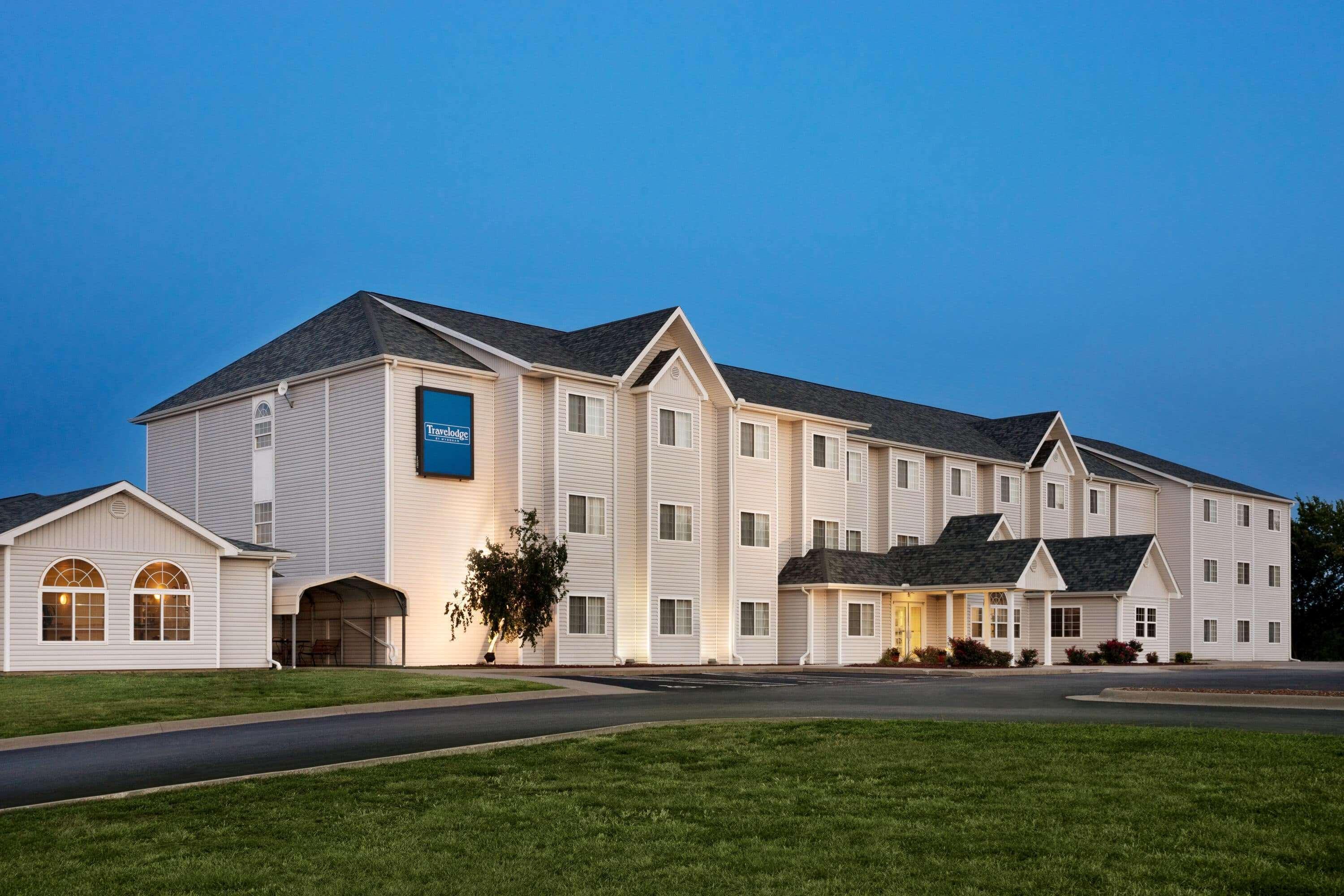 Travelodge By Wyndham Fort Scott Kültér fotó