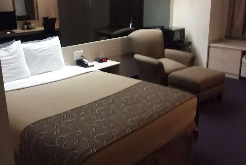 Travelodge By Wyndham Fort Scott Kültér fotó